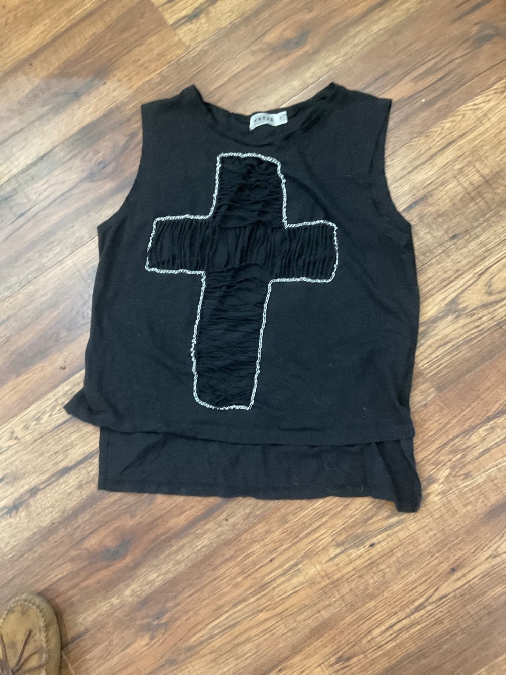 Cut out cross top size s